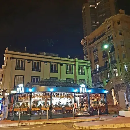 For 2 Few Steps From Center Of Monte Carlo * Beausoleil