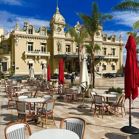 For 2 Few Steps From Center Of Monte Carlo * Beausoleil