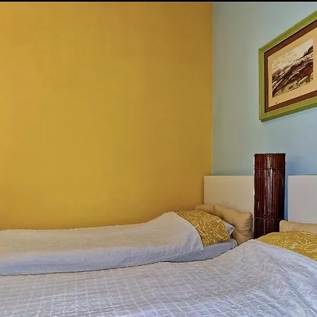 Apartmán For 2 Few Steps From Center Of Monte Carlo *