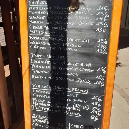 For 2 Few Steps From Center Of Monte Carlo * Beausoleil