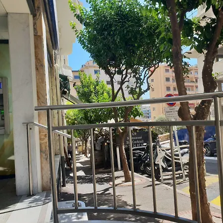 For 2 Few Steps From Center Of Monte Carlo * Beausoleil