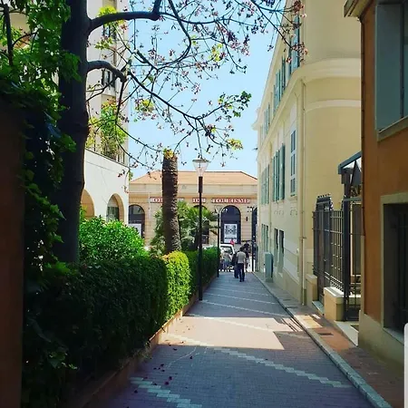 Apartment For 2 Few Steps From Center Of Monte Carlo